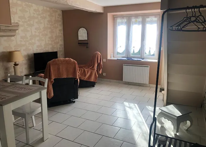 Le Grillou * Couterne