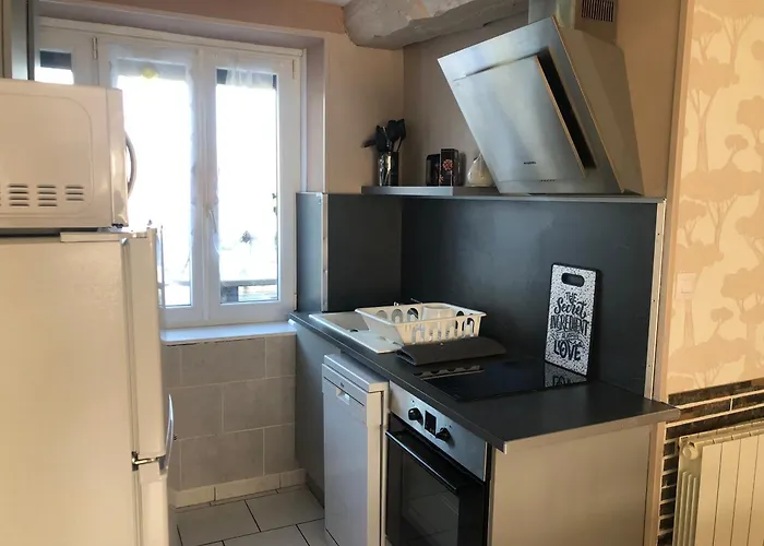 Le Grillou * Couterne